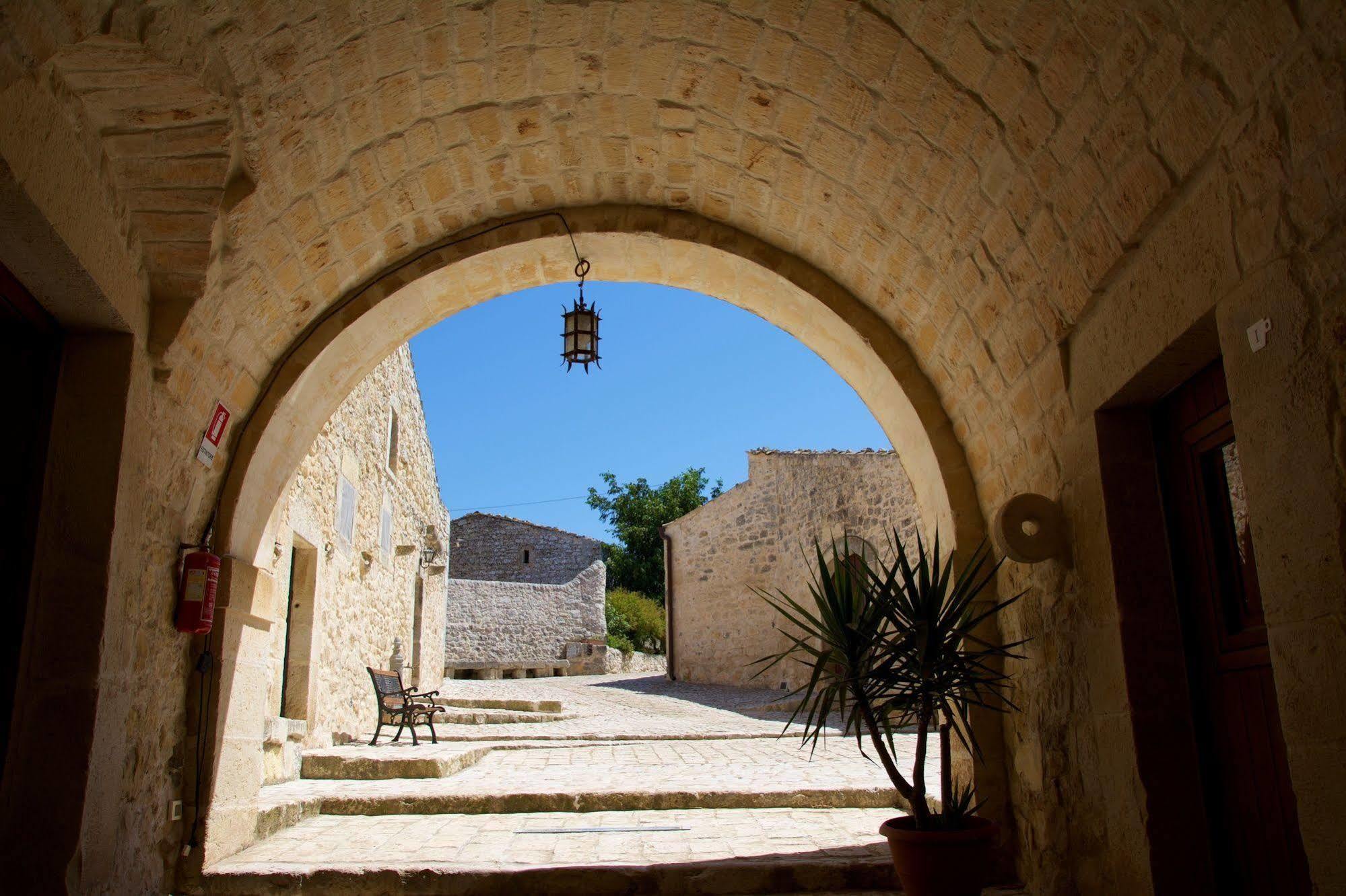 Relais Cimillà B&B Raguse Extérieur photo
