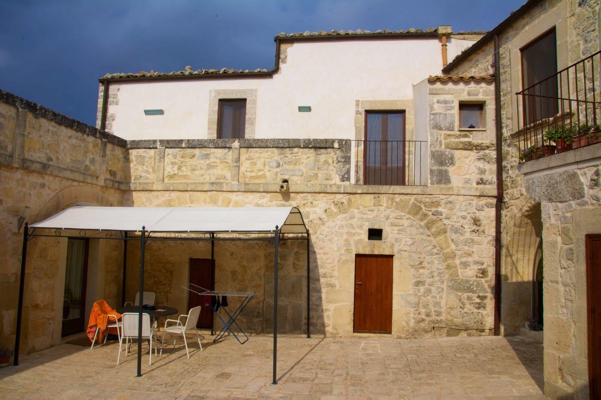 Relais Cimillà B&B Raguse Extérieur photo